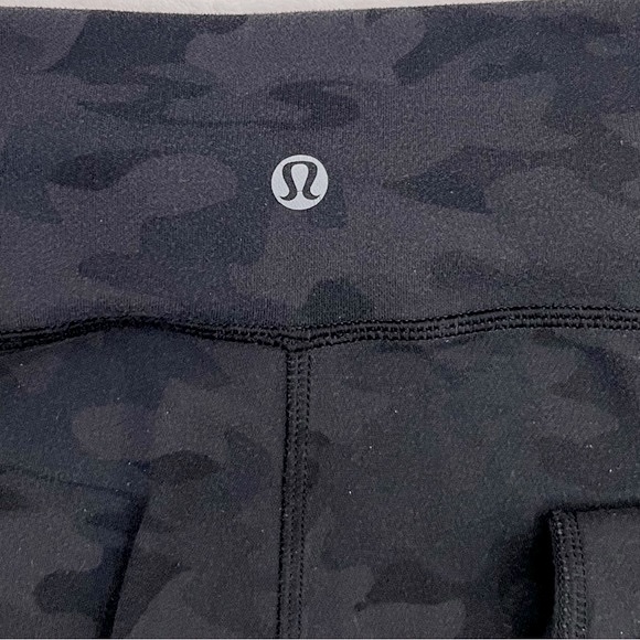 Lululemon Camouflage Crop Leggings - Picture 3 of 3